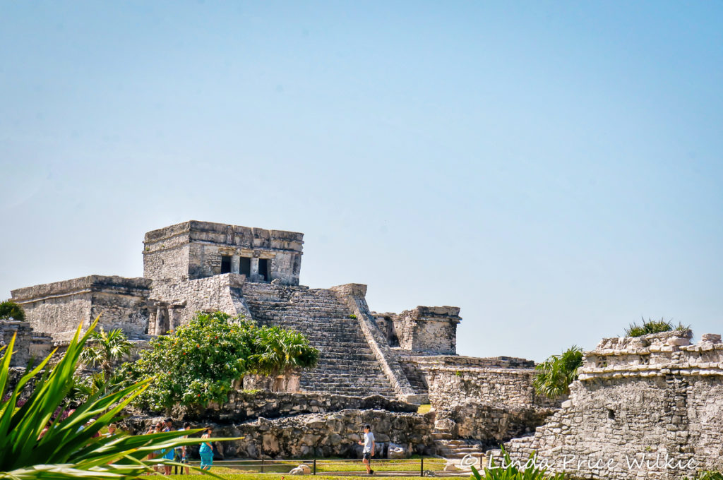 A side-view picture of the Castle at Tulum.