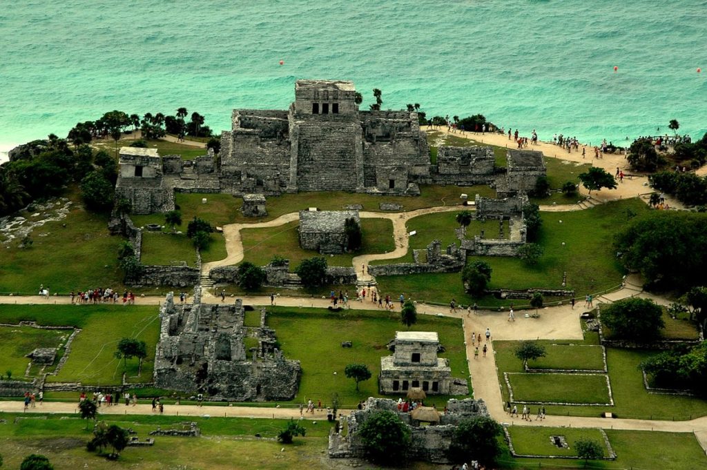A photo by Martha xucunostli giving an overview of the grounds of Tulum.